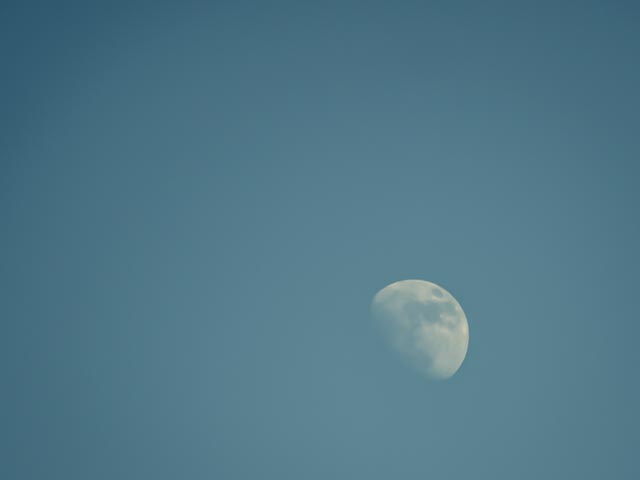 månen...foto: AntoniaB © 2013
